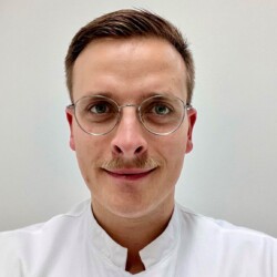Julian Hlouschek